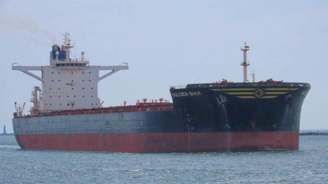 রামপাল বিদ্যুৎকেন্দ্রের জন্য কয়লা নিয়ে মোংলায় পৌঁছেছে চীনা জাহাজ