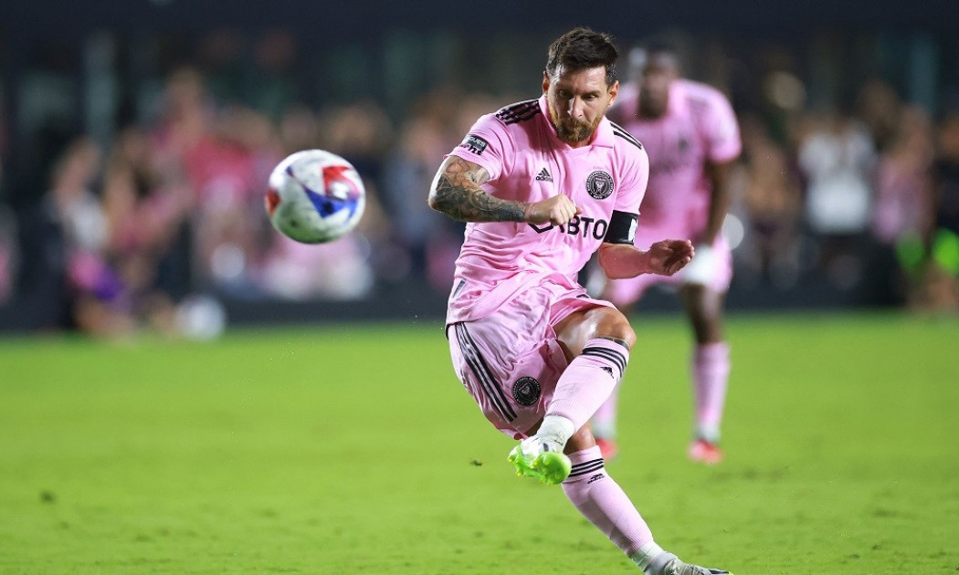 এবার অ্যাওয়ে ‘চ্যালেঞ্জ’ জয় করলেন মেসি