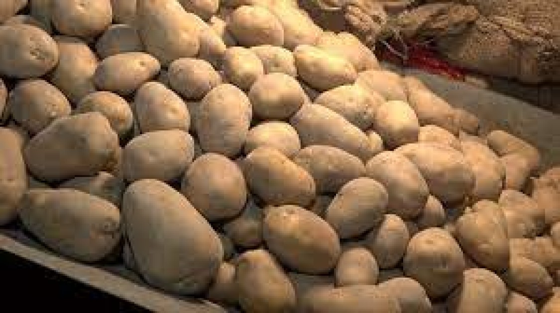 ভারত থেকে আরো ৩০০ টন আলু আমদানি