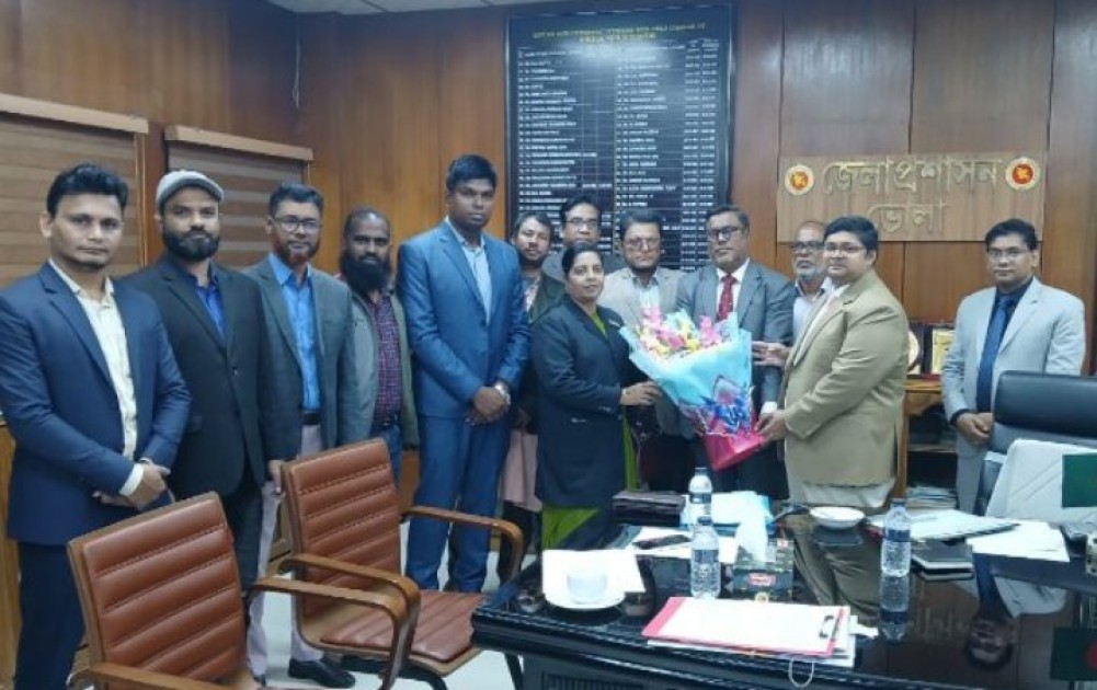 ভোলায় স্বাস্থ্য শিক্ষা ও পরিবার কল্যাণ মন্ত্রণালয়ের উপসচিব  মোঃ আব্দুল খালেকের জেলা প্রশাসক ডাঃ মোঃ শামীম রহমানের সাথে সৌজন্য সাক্ষাৎ