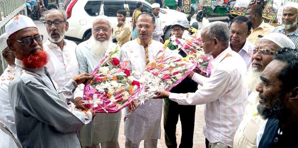 ভোলা জেলা মুক্তিযোদ্ধা সংসদের নবগঠিত কমিটির দায়িত্ব গ্রহণ